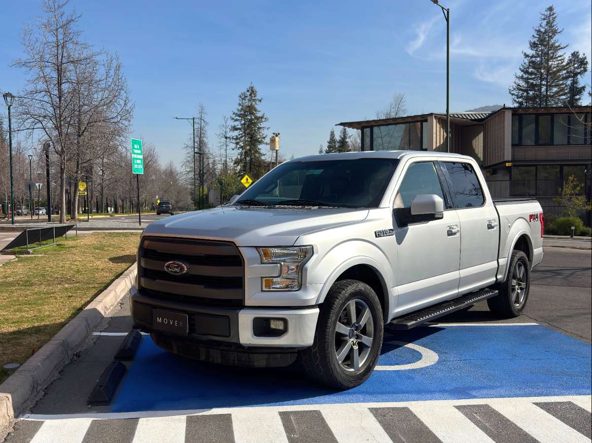 Ford F150 Lariat Luxury 4X4 5.0 Aut